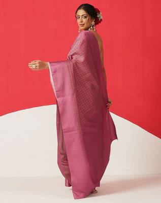 Purple woven silk blend ethnic saree with blouse piece 2