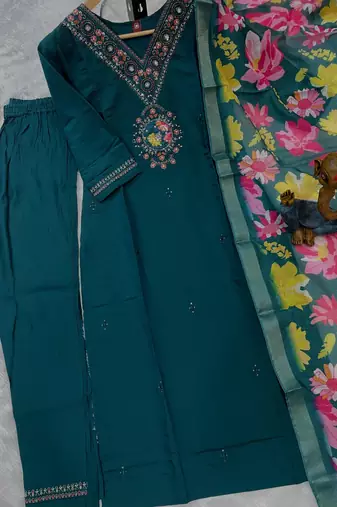 Womens rama green embroidered kurta pant set