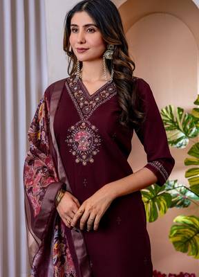 Womens wine embroidered kurta pant set 2