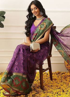 Purple woven silk blend ethnic saree with blouse piece 3