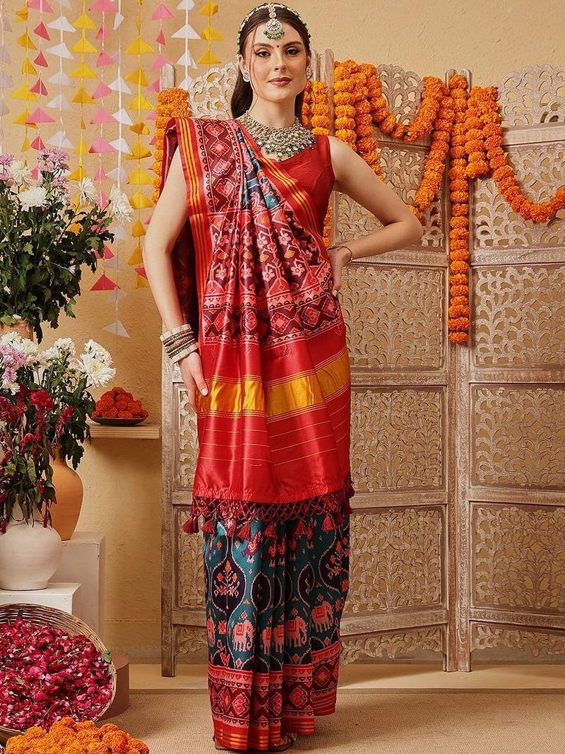 Red printed silk cotton traditional saree with blouse piece