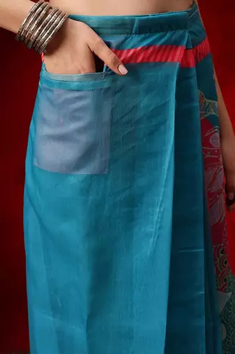 Blue printed cotton blend ethnic saree with blouse piece