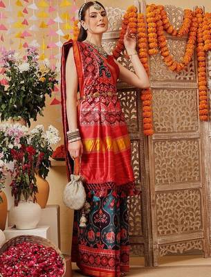 Red printed silk cotton traditional saree with blouse piece 3