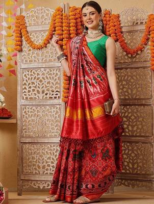 Red printed silk cotton traditional saree with blouse piece 3