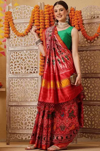 Red printed silk cotton traditional saree with blouse piece