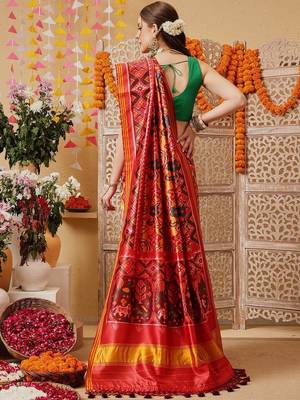 Red printed silk cotton ethnic saree with blouse piece 2
