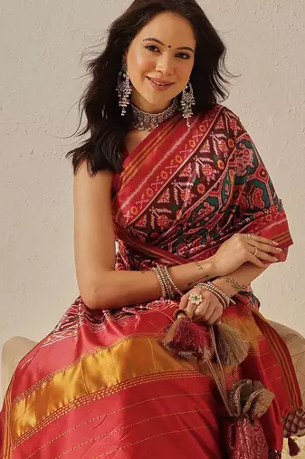 Red woven art silk traditional saree with blouse piece
