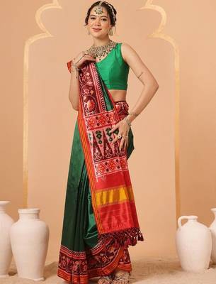 Green woven art silk traditional saree with blouse piece 1