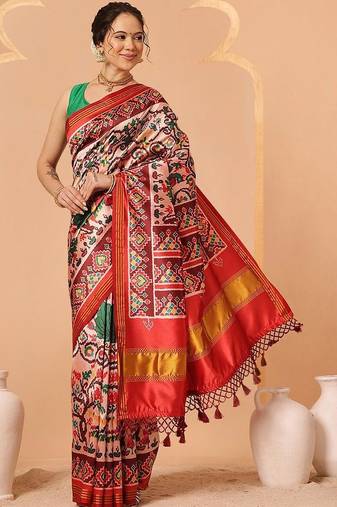 Off white printed art silk ethnic saree with blouse piece