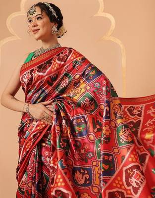 Red woven art silk traditional saree with blouse piece 3