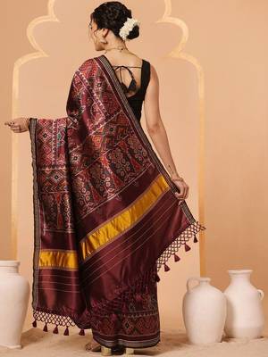 Maroon woven art silk traditional saree with blouse piece 2