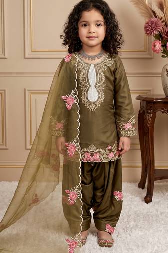 mehendi green pure heavy natural crepe salwar suit set with heavy embroidery sequence work - designer party wear