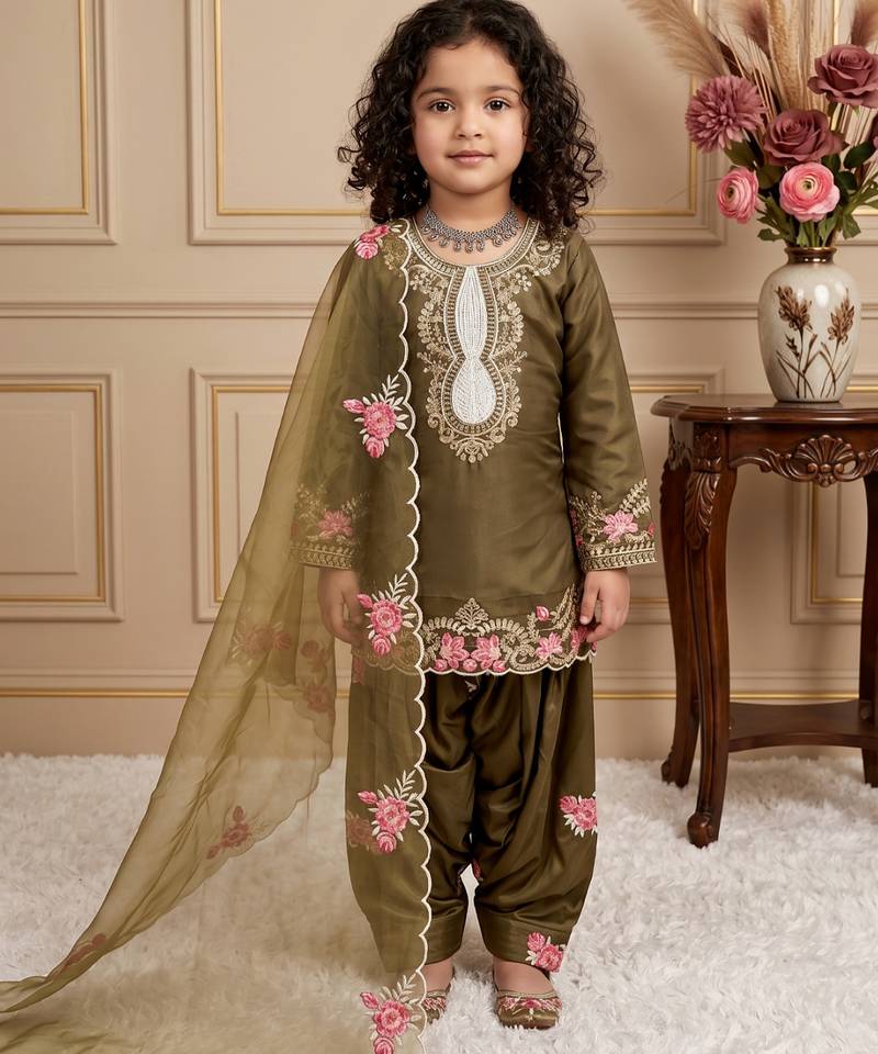 mehendi green pure heavy natural crepe salwar suit set with heavy embroidery sequence work - designer party wear