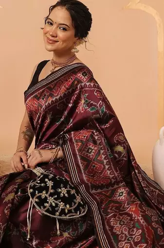 Maroon woven art silk traditional saree with blouse piece