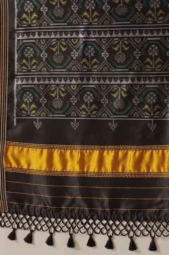 Black woven art silk traditional saree with blouse piece