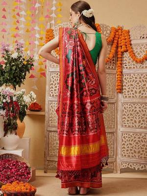 Red printed silk cotton ethnic saree with blouse piece 2