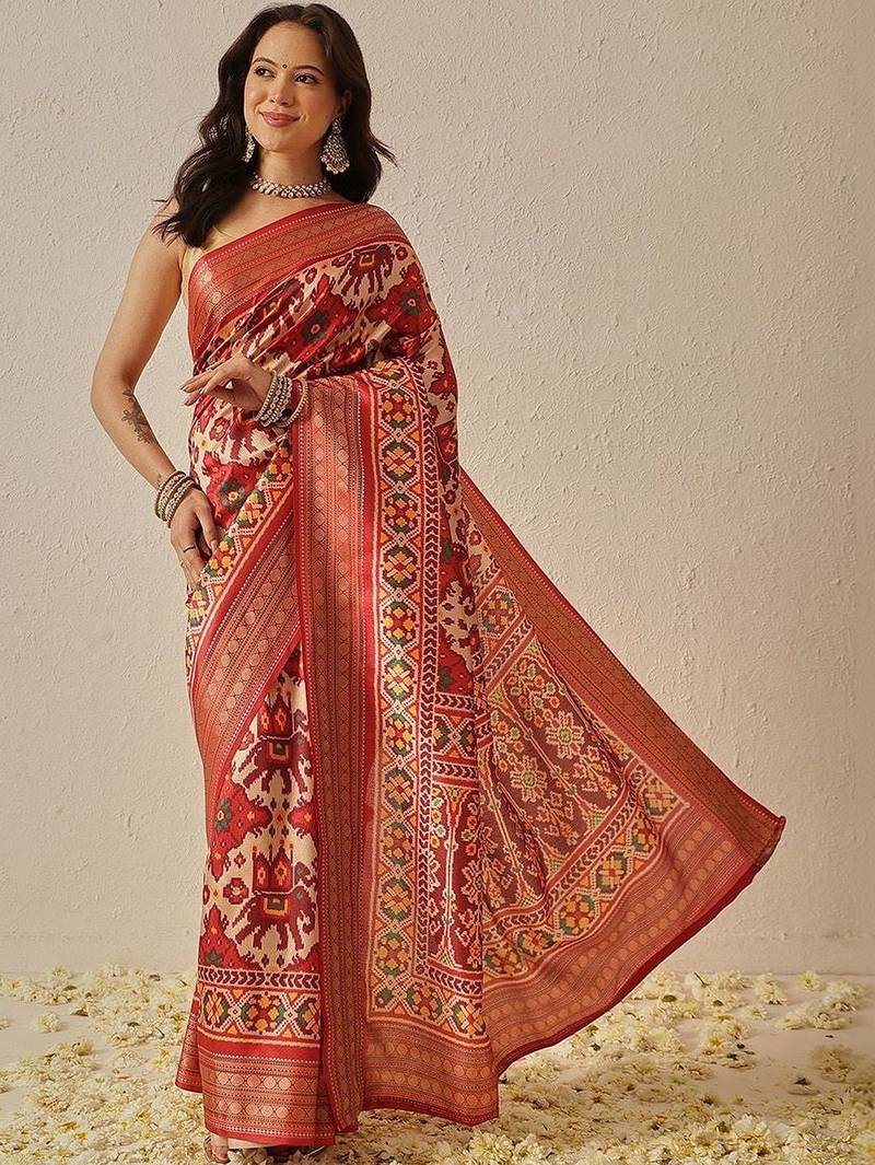 Red woven art silk traditional saree with blouse piece