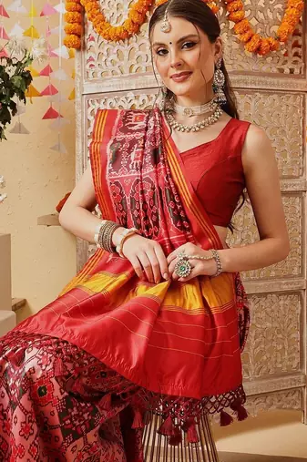 Pink printed silk cotton ethnic saree with blouse piece