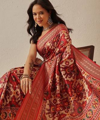 Red woven art silk traditional saree with blouse piece 3