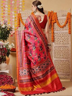 Red printed silk cotton ethnic saree with blouse piece 2