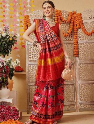 Red printed silk cotton ethnic saree with blouse piece 3
