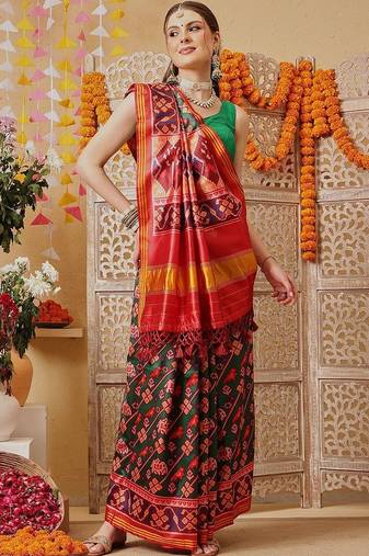 Green printed silk cotton traditional saree with blouse piece