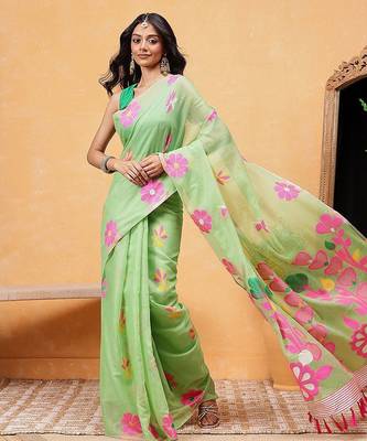 Green woven pure cotton ethnic saree with blouse piece 2