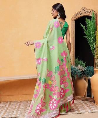 Green woven pure cotton ethnic saree with blouse piece 3
