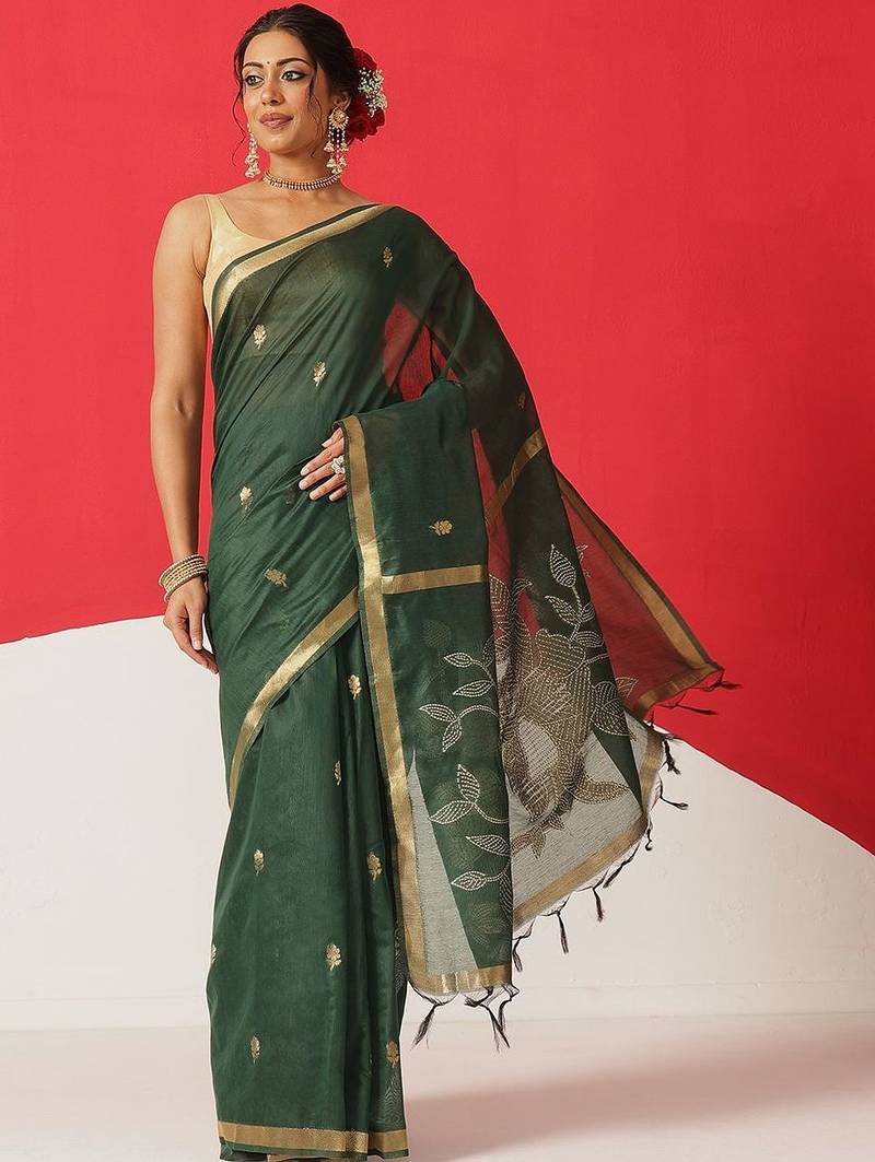 Green woven cotton blend traditional saree with blouse piece