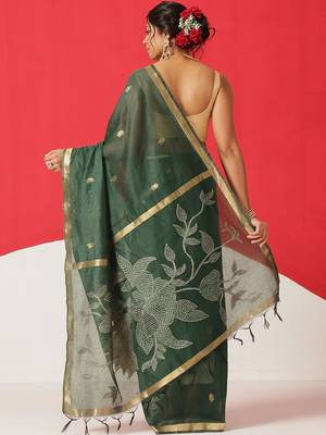 Green woven cotton blend traditional saree with blouse piece 3