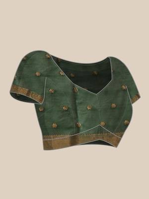 Green woven cotton blend traditional saree with blouse piece 4