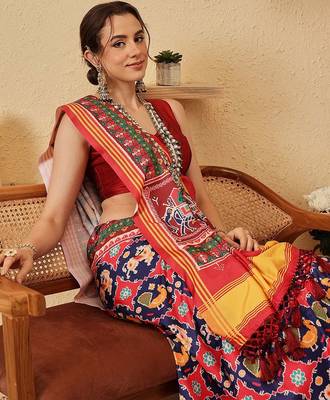 Blue printed silk blend ethnic saree with blouse piece 4