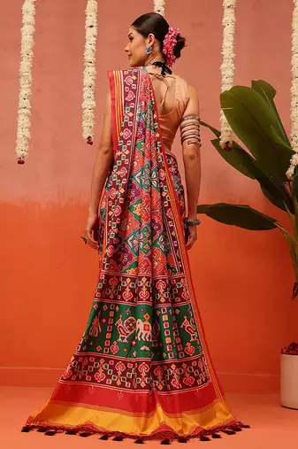 Red printed silk blend ethnic saree with blouse piece