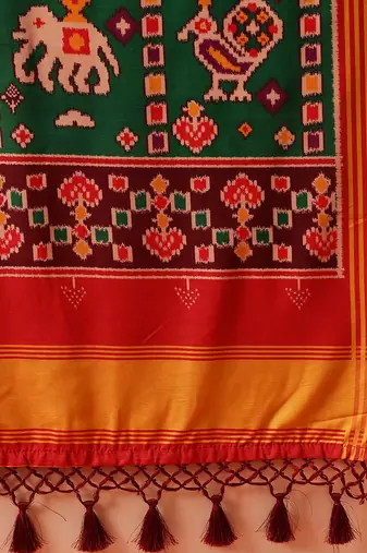 Red printed silk blend ethnic saree with blouse piece