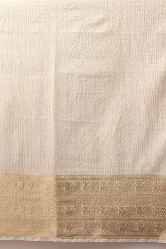 Off white woven silk blend ethnic saree with blouse piece