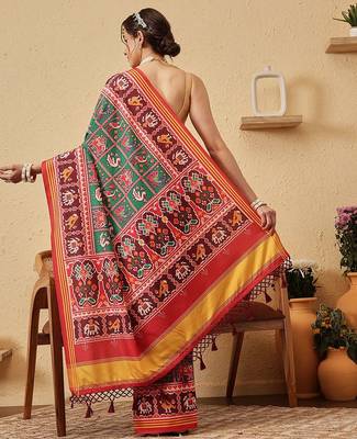 Red printed silk blend ethnic saree with blouse piece 2