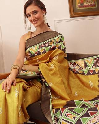 Yellow printed silk blend ethnic saree with blouse piece 4