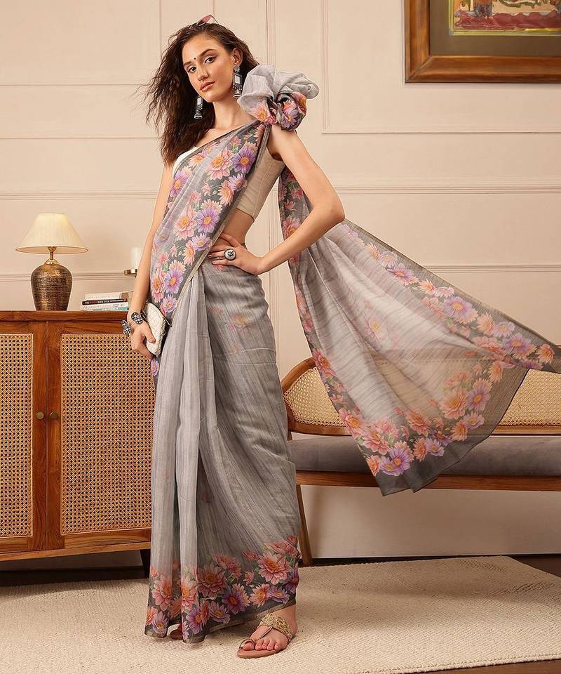 Grey printed silk cotton ethnic saree with blouse piece