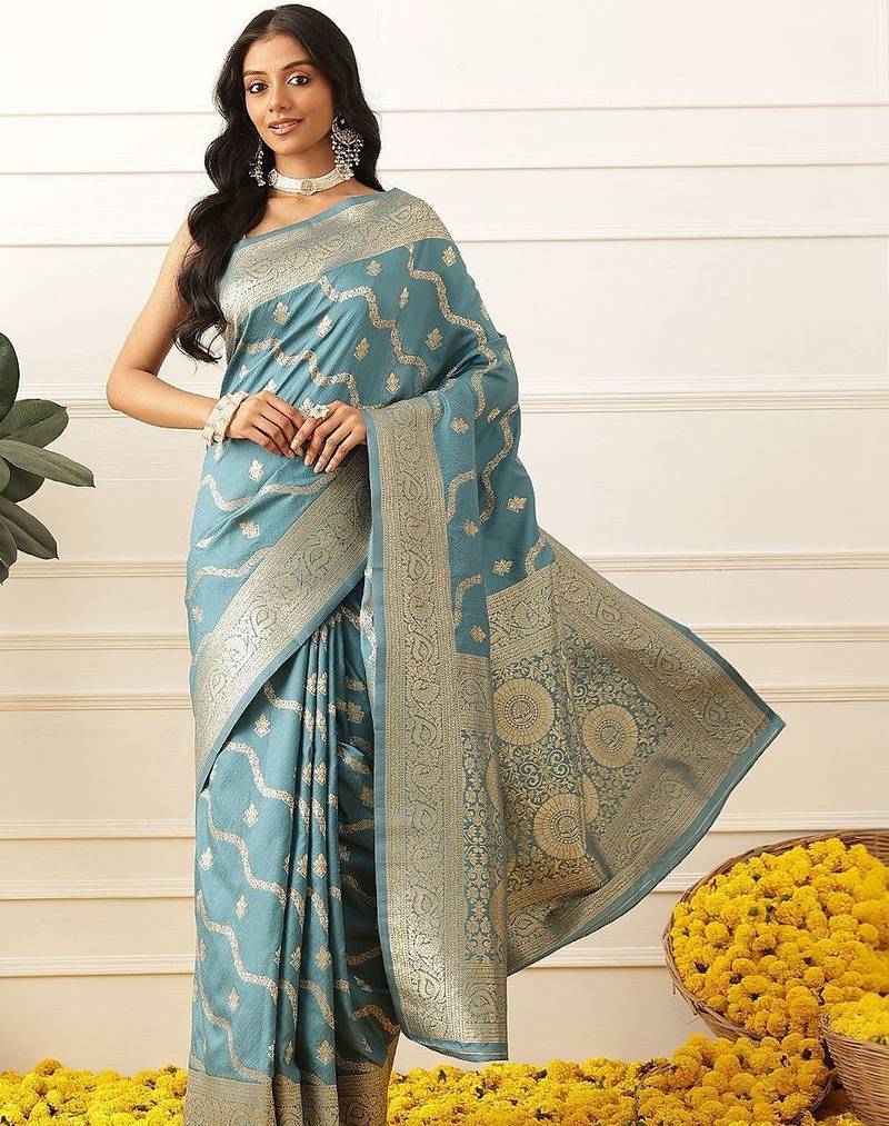 Blue woven art silk traditional saree with blouse piece