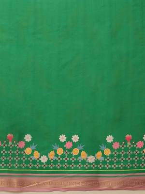 Green printed art silk ethnic saree with blouse piece 5