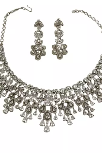 Diamond radiance necklace & earring sets