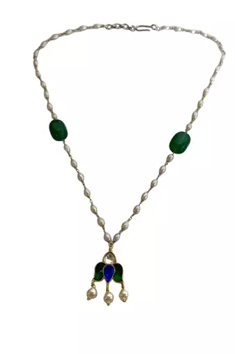 The emerald bloom long necklace