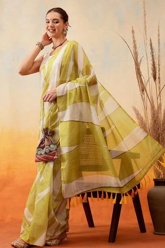 Yellow printed cotton blend ethnic saree with blouse piece