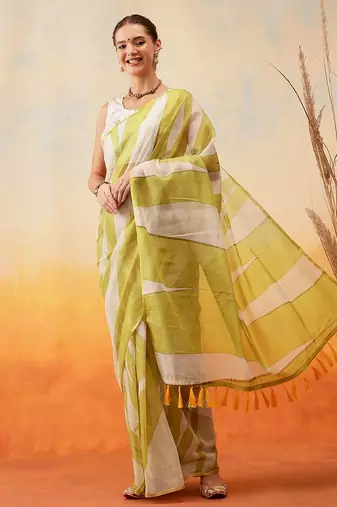 Yellow printed cotton blend ethnic saree with blouse piece