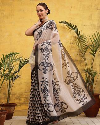 Off white printed silk cotton ethnic saree with blouse piece 4