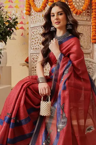 Red printed cotton blend ethnic saree with blouse piece