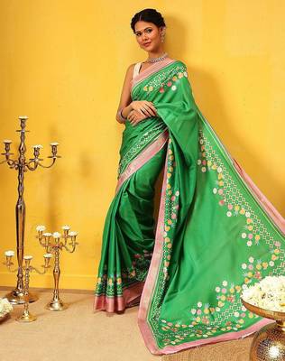 Green printed silk blend ethnic saree with blouse piece 4