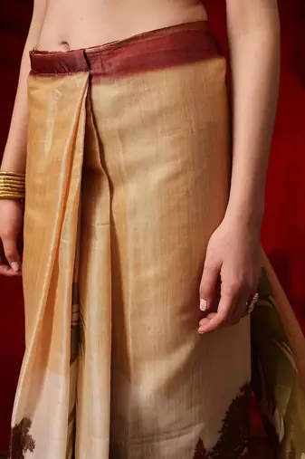 Golden printed cotton blend ethnic saree with blouse piece