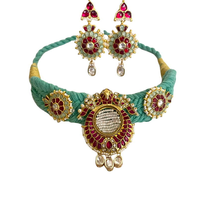 The royal kundan floral choker set