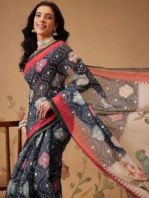 Navy blue printed cotton blend ethnic saree with blouse piece 3